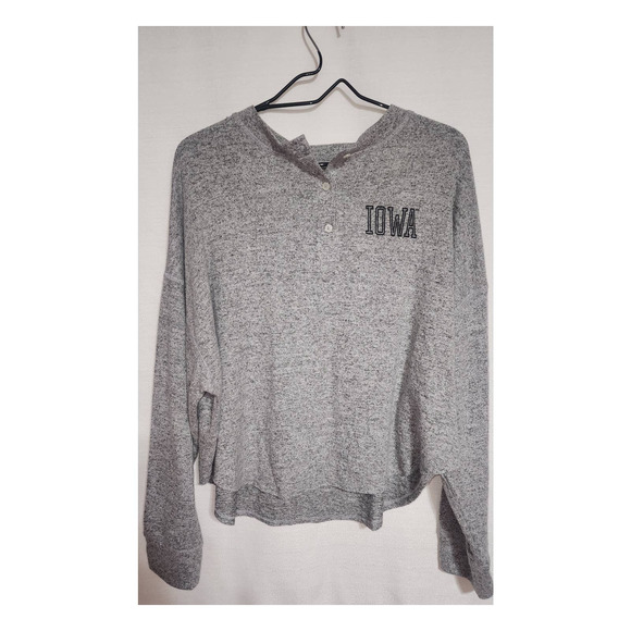 tailgate Iowa sweater gray large women's extra large - Picture 2 of 6